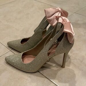 Elegant Glitter Heels with Pink Bow